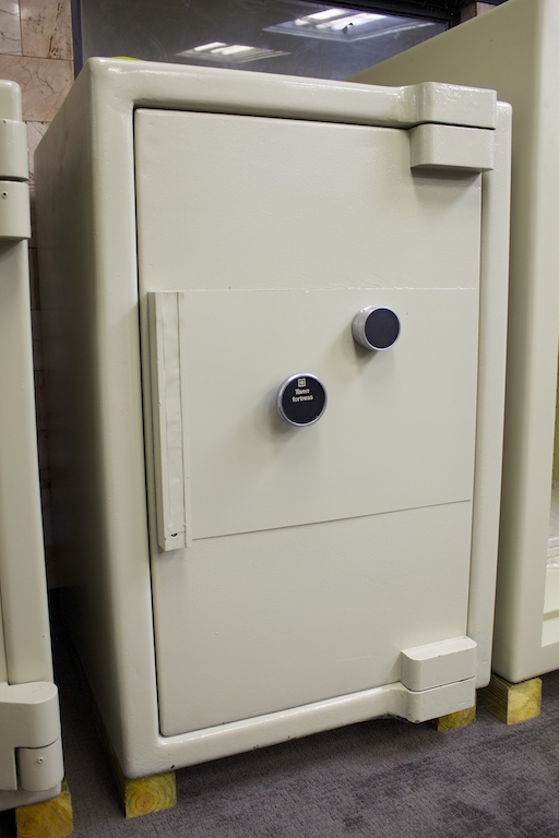 John Tann Fortress 3520 Torch and Tool Security Safe lackasafe